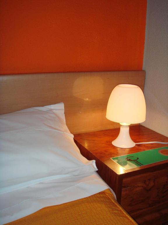 Hostal Escala Luna سلامنكا المظهر الخارجي الصورة