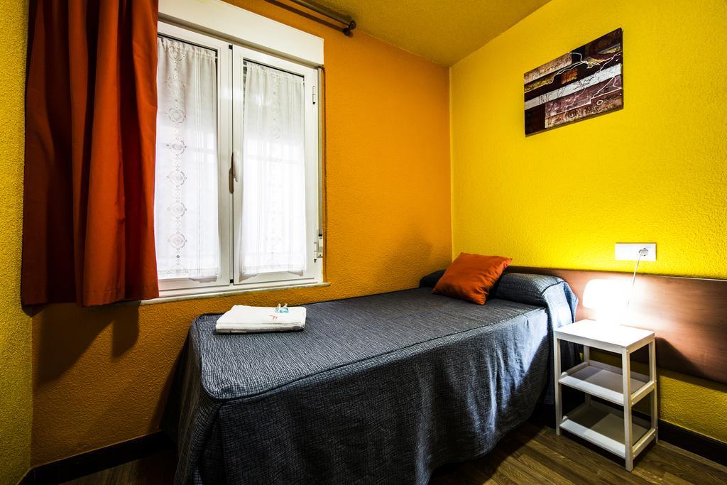 Hostal Escala Luna سلامنكا المظهر الخارجي الصورة