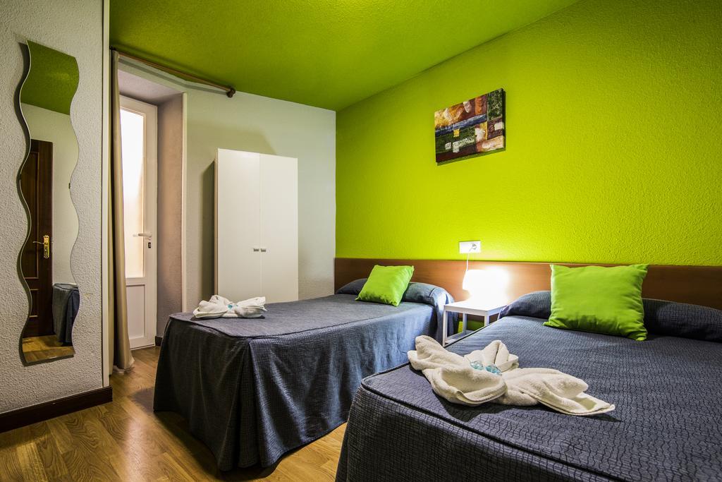 Hostal Escala Luna سلامنكا المظهر الخارجي الصورة