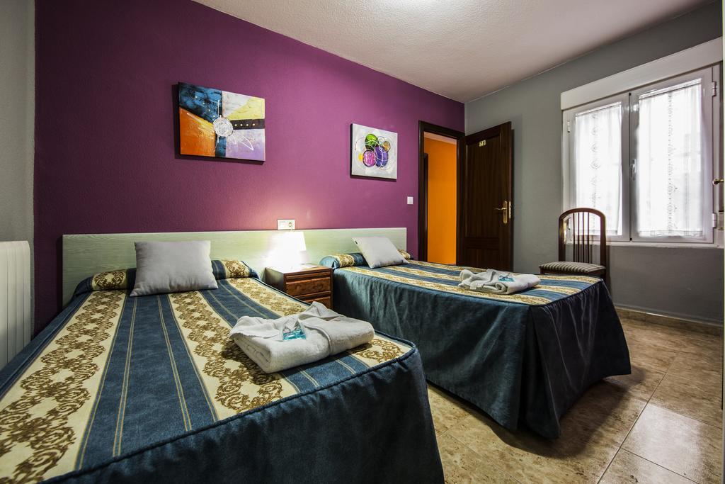 Hostal Escala Luna سلامنكا المظهر الخارجي الصورة