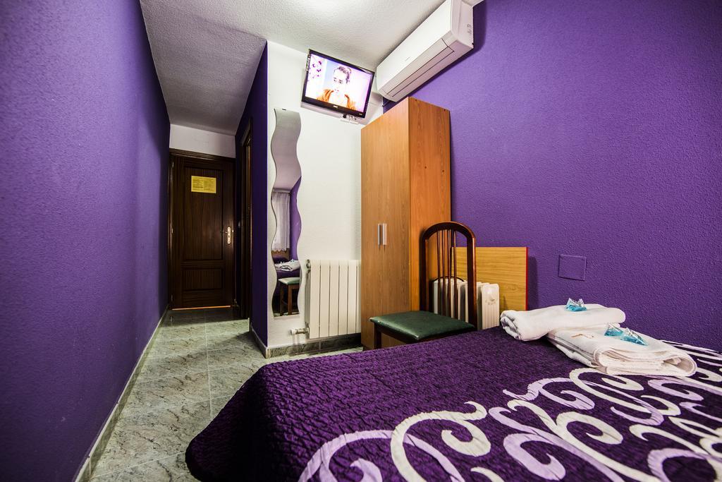 Hostal Escala Luna سلامنكا المظهر الخارجي الصورة