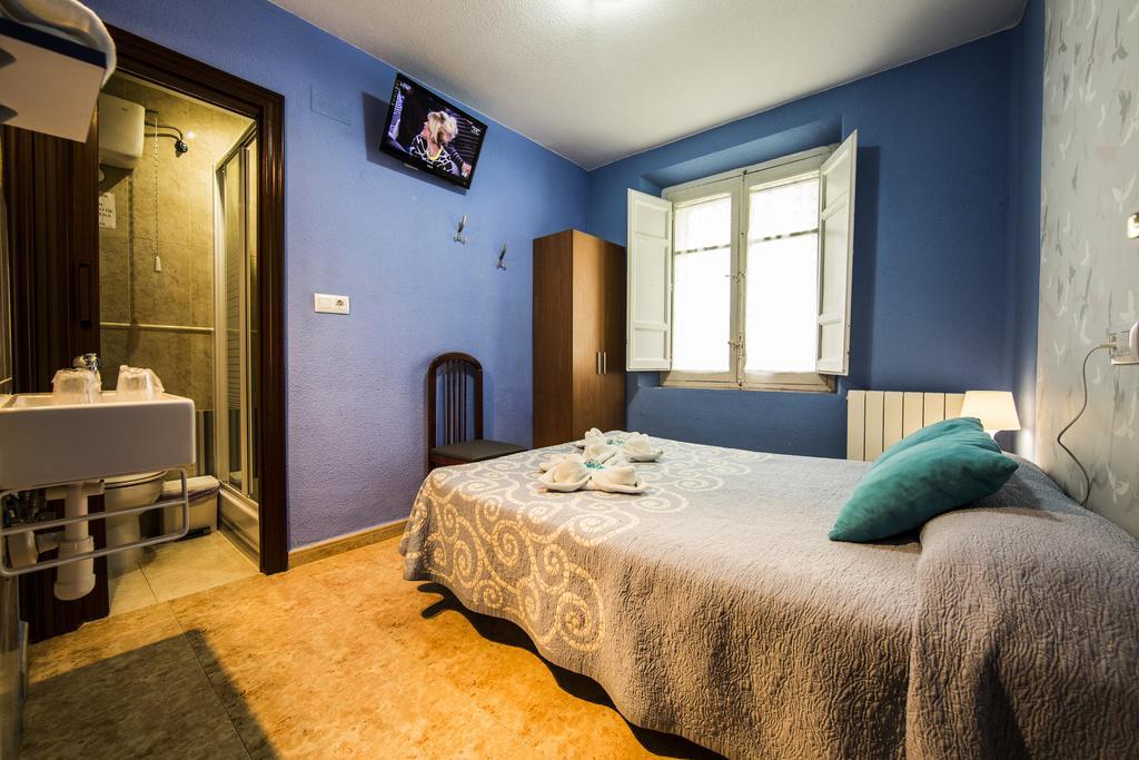 Hostal Escala Luna سلامنكا المظهر الخارجي الصورة