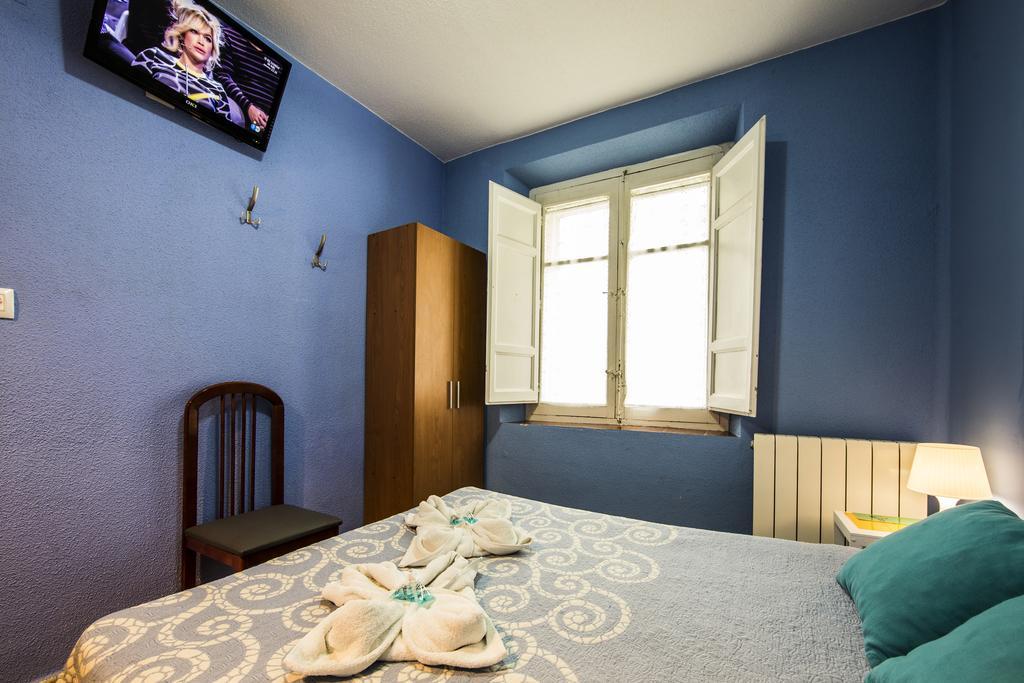 Hostal Escala Luna سلامنكا المظهر الخارجي الصورة