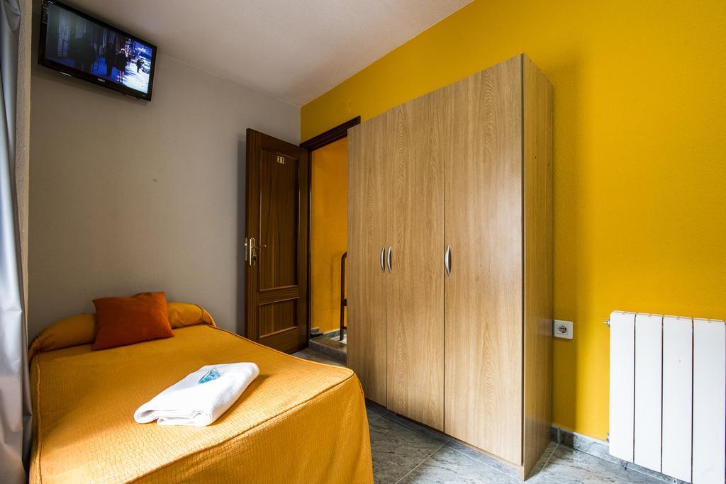Hostal Escala Luna سلامنكا المظهر الخارجي الصورة