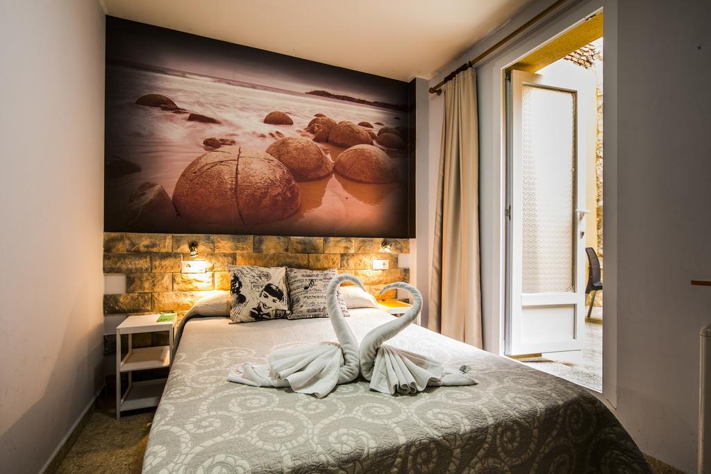 Hostal Escala Luna سلامنكا المظهر الخارجي الصورة