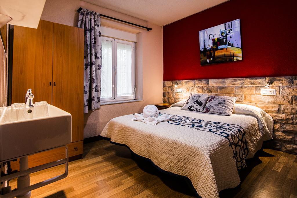 Hostal Escala Luna سلامنكا المظهر الخارجي الصورة