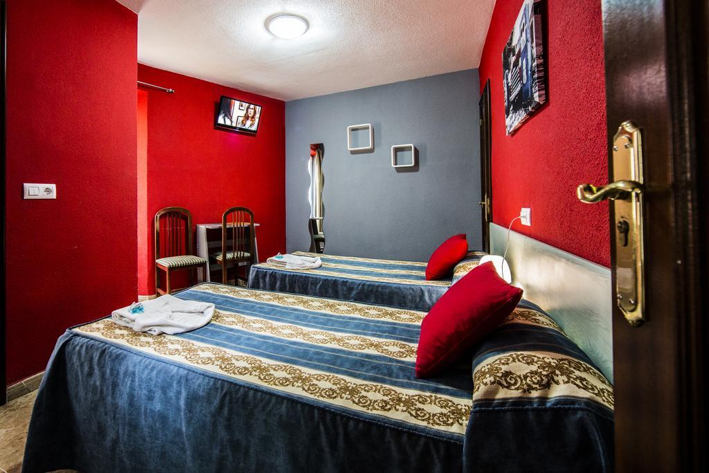 Hostal Escala Luna سلامنكا المظهر الخارجي الصورة