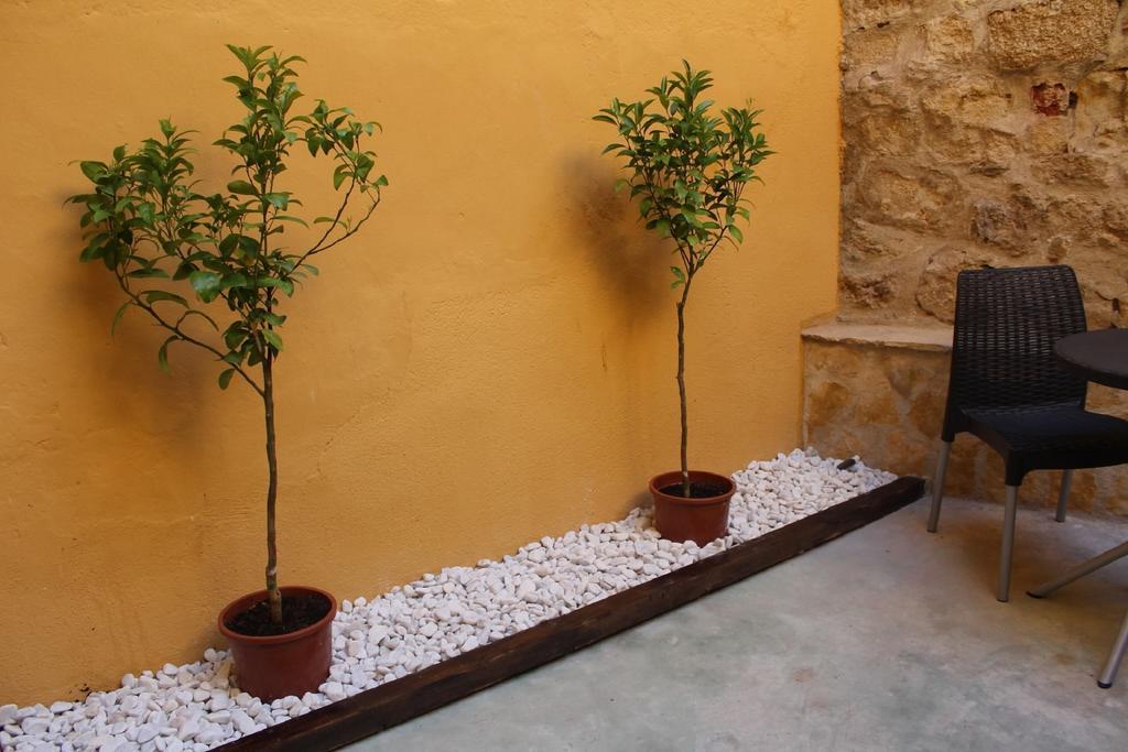 Hostal Escala Luna سلامنكا المظهر الخارجي الصورة